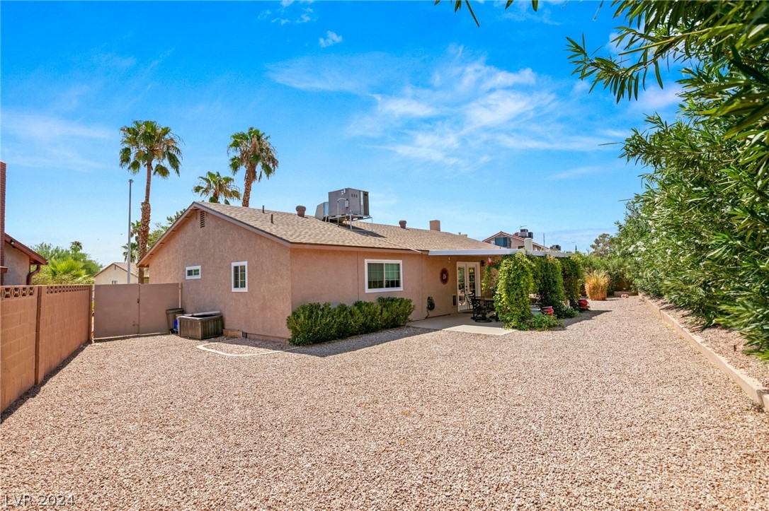 3933 Avocado Drive