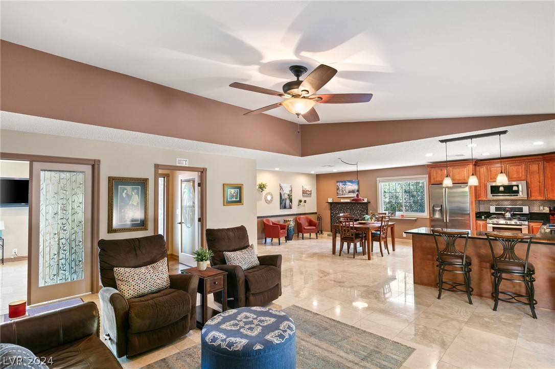 3933 Avocado Drive