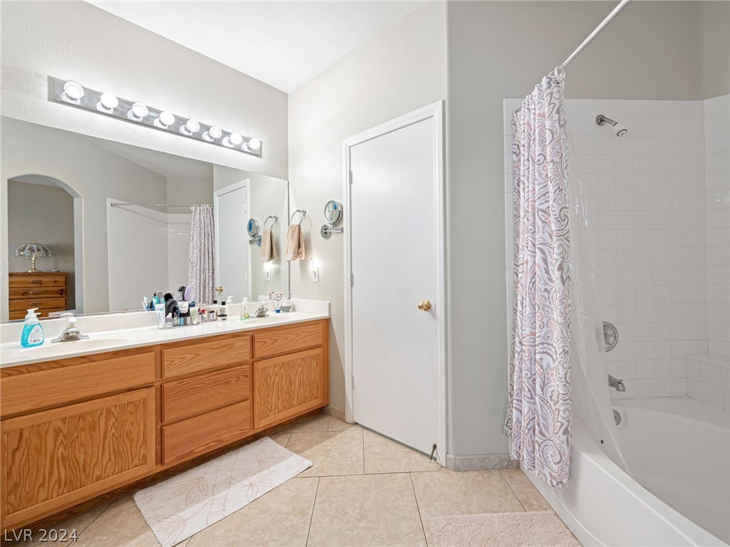 8104 Coral Blaze Court