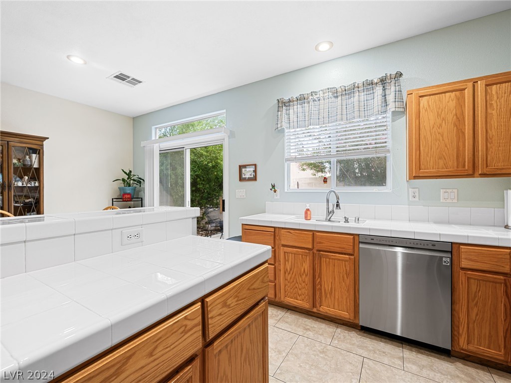 8104 Coral Blaze Court