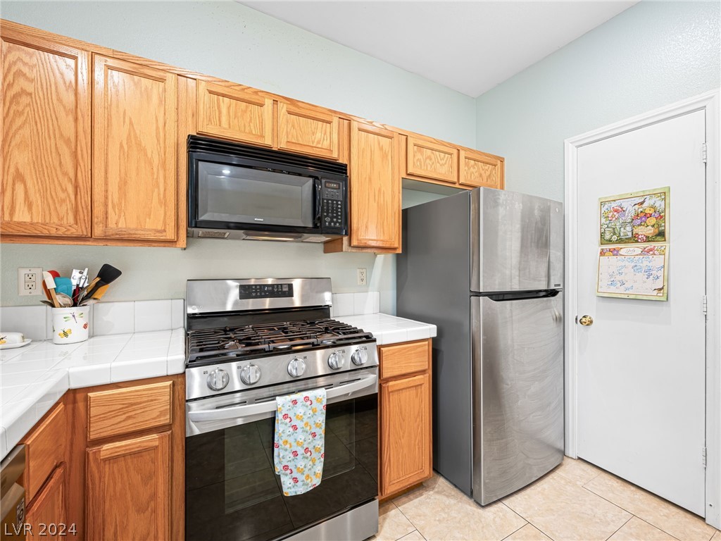 8104 Coral Blaze Court