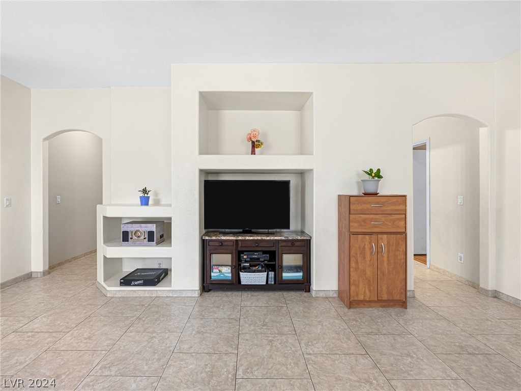 8104 Coral Blaze Court