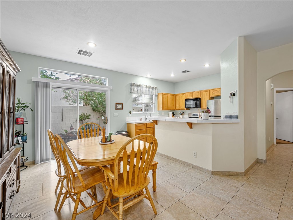 8104 Coral Blaze Court