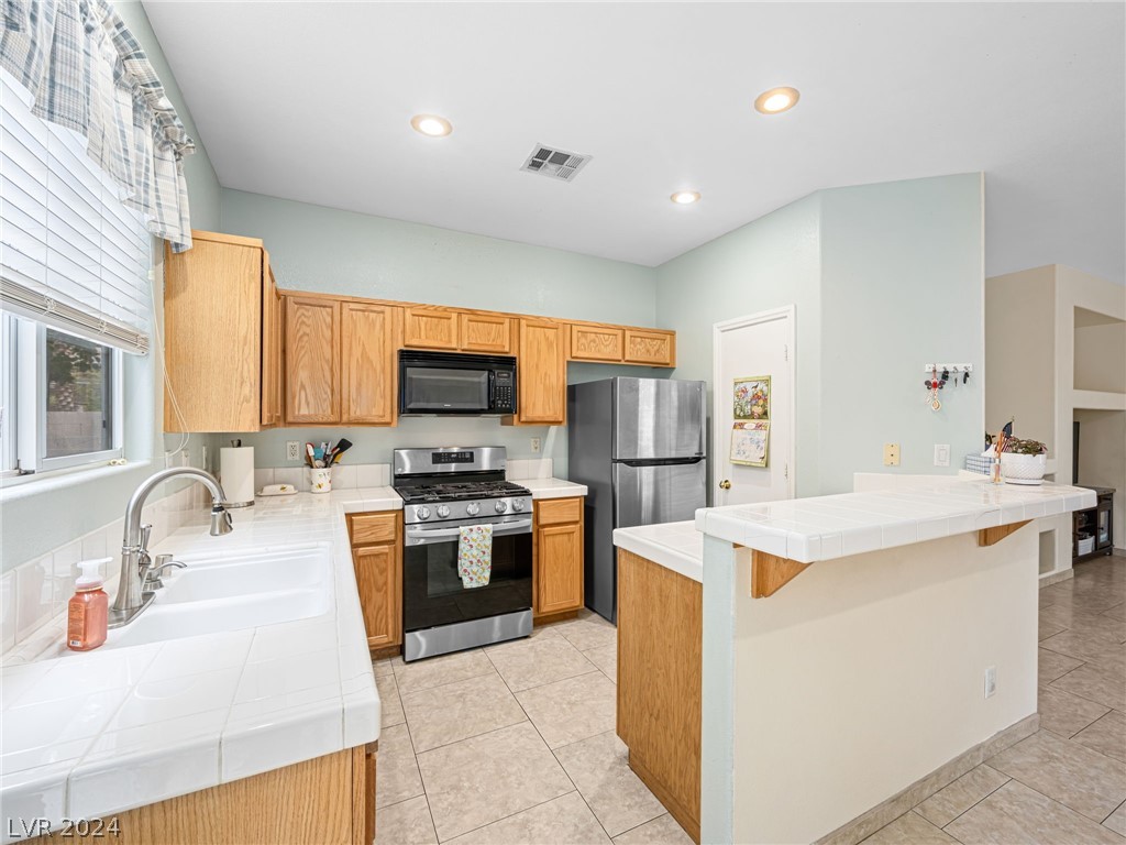8104 Coral Blaze Court