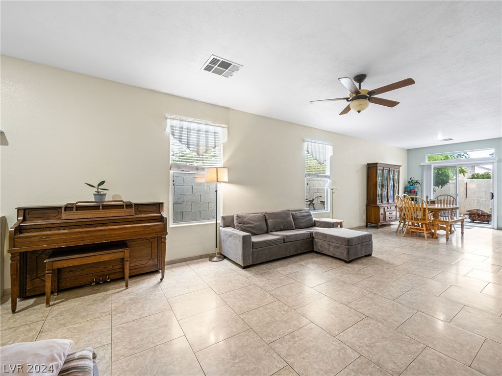 8104 Coral Blaze Court