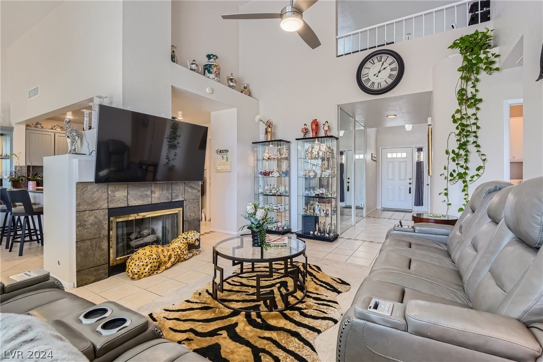 2124 Desert Pines Street