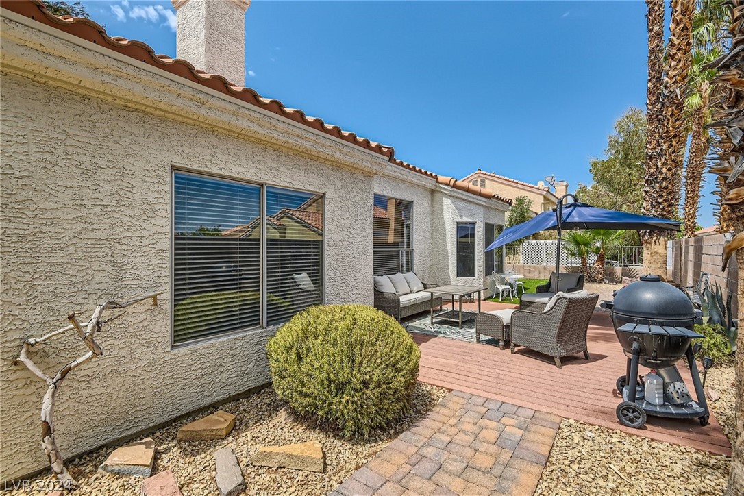 2124 Desert Pines Street