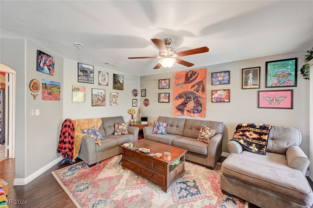 698 South Racetrack Road 621