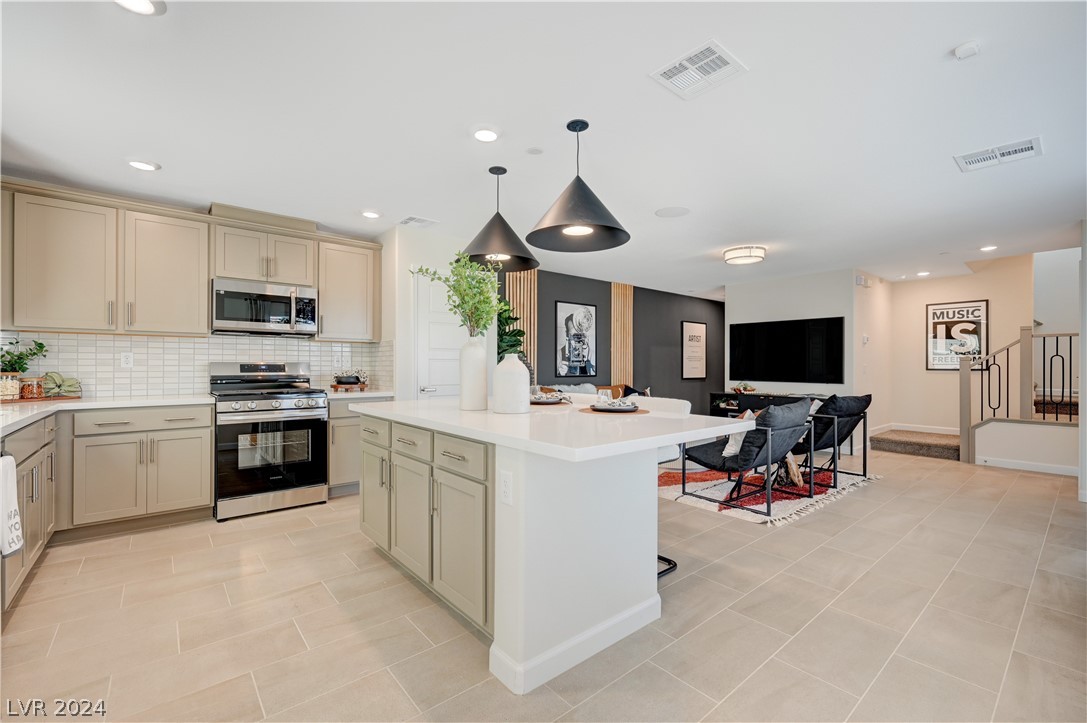 629 Morbucks Lane 1060