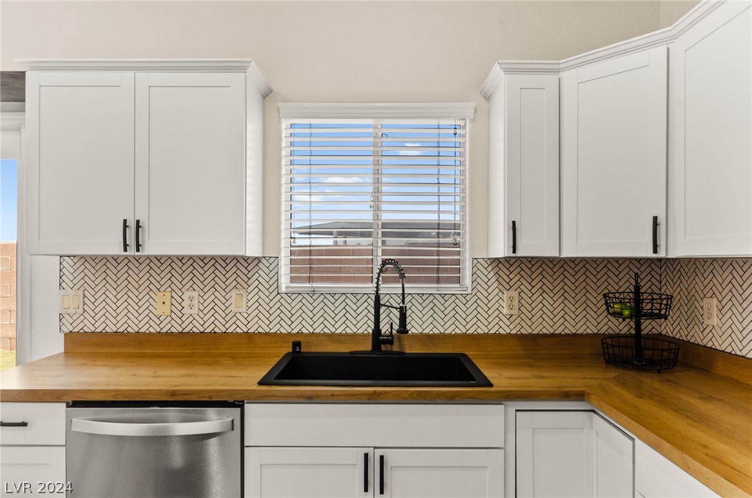 6650 Tulip Falls Drive