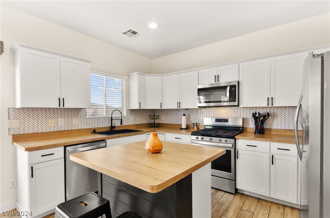 6650 Tulip Falls Drive