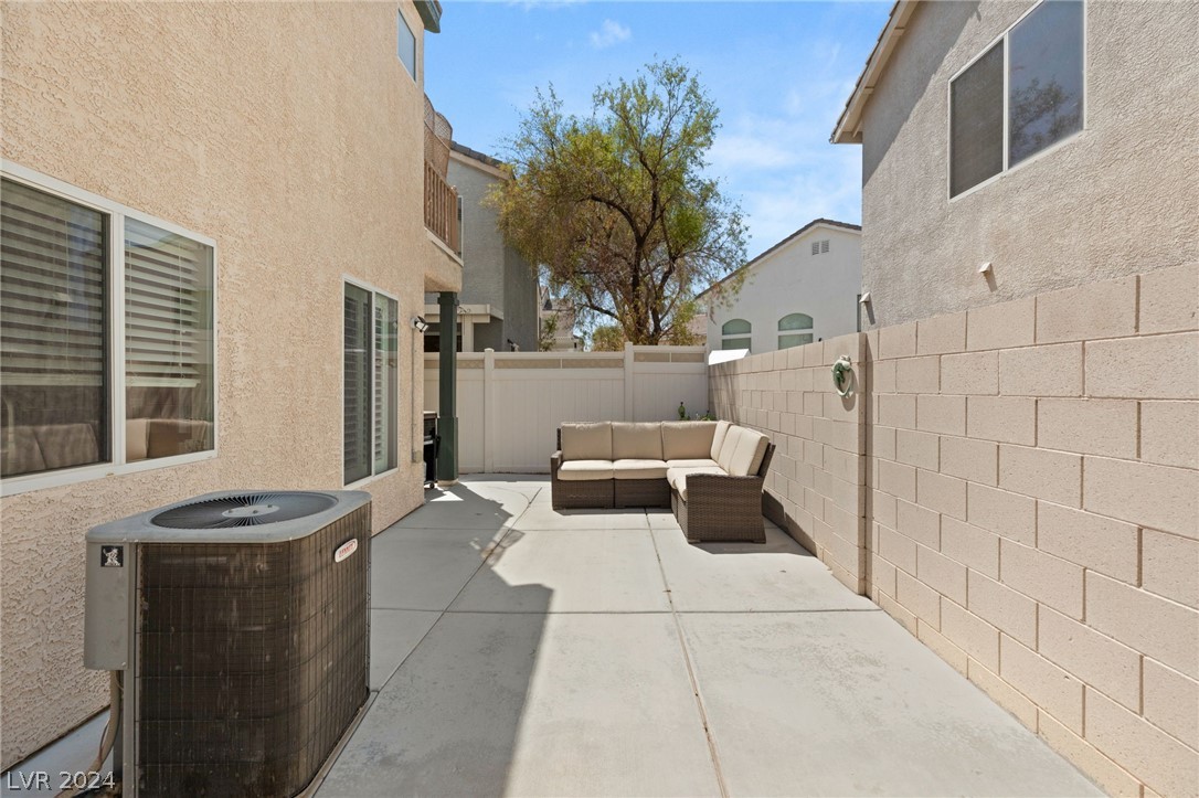 1556 Evening Spirit Avenue