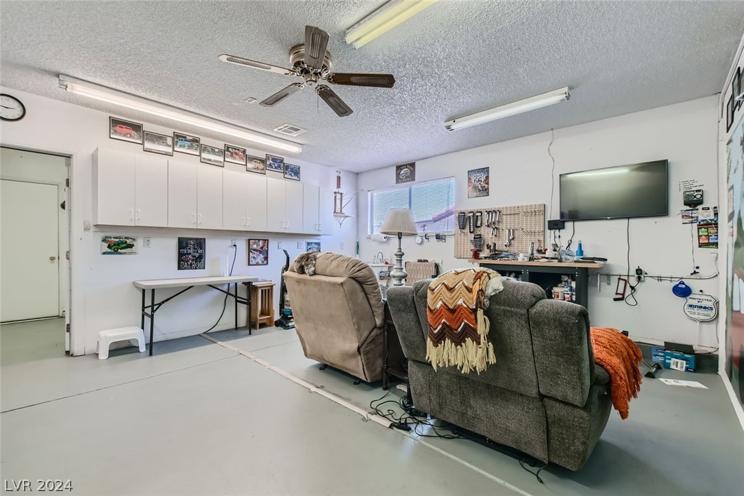 3932 North Torrey Pines Drive