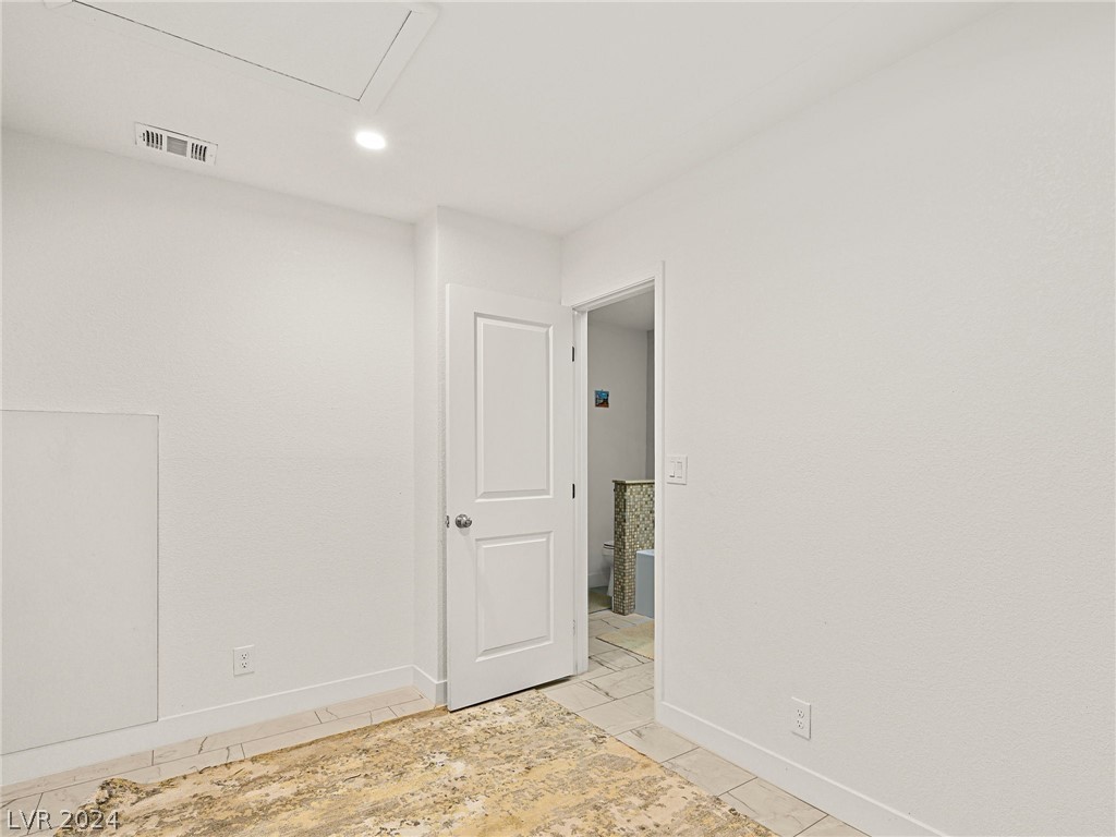 2120 Plaza Del Fuentes