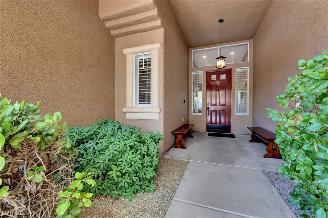 2107 Mooreview Street