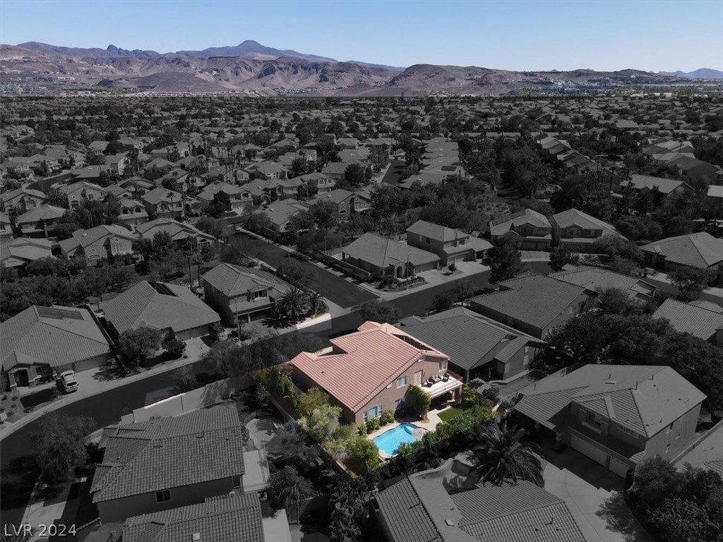 2107 Mooreview Street