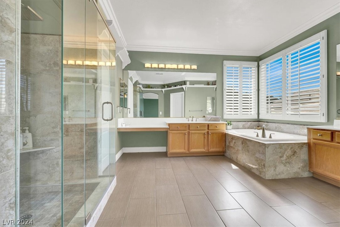 2107 Mooreview Street