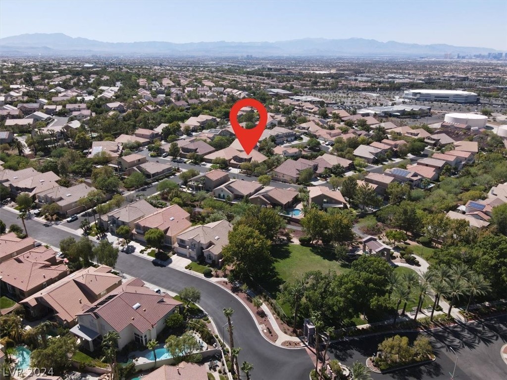 2107 Mooreview Street