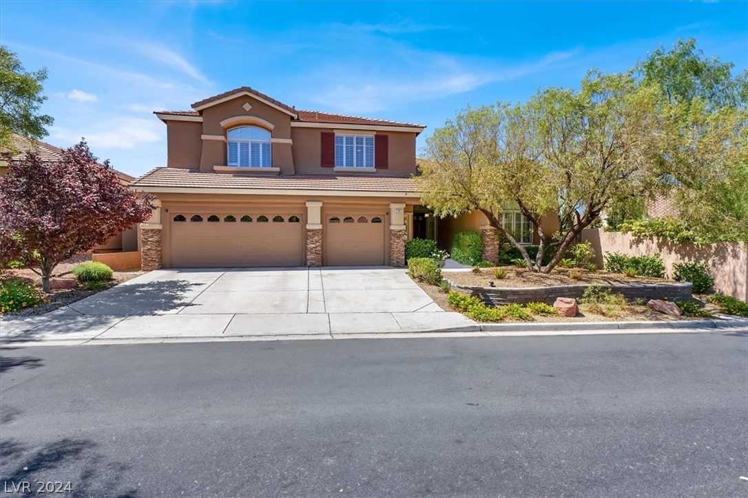 2107 Mooreview Street