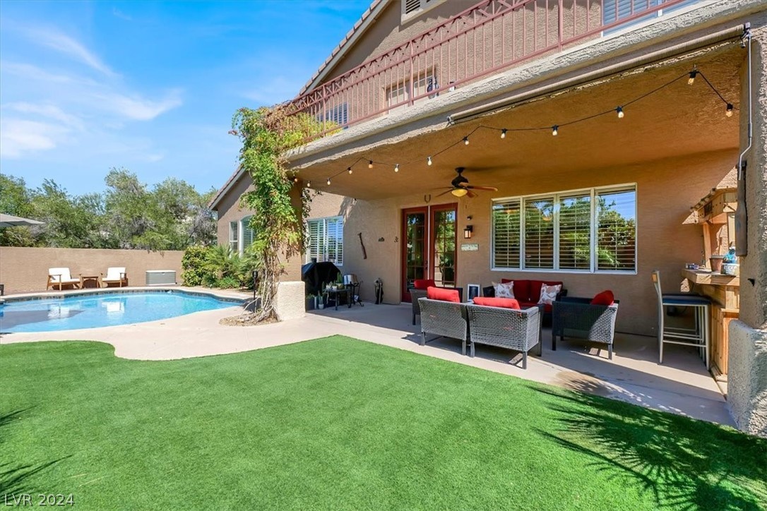 2107 Mooreview Street