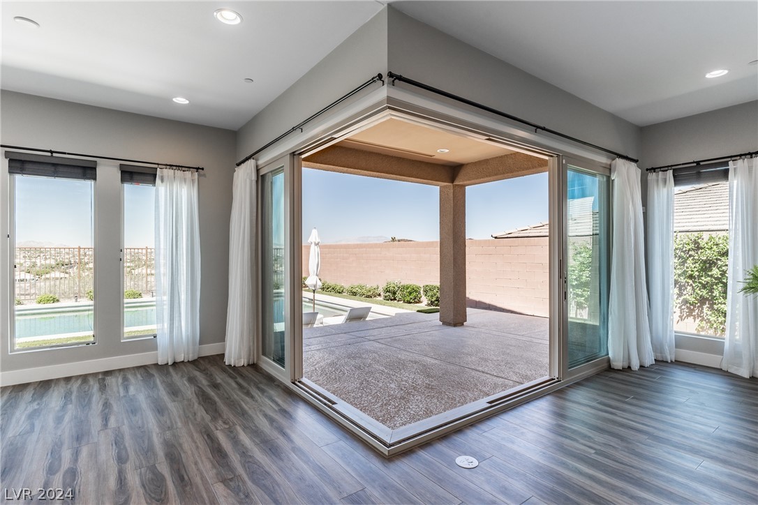 2147 Alto Vista Drive