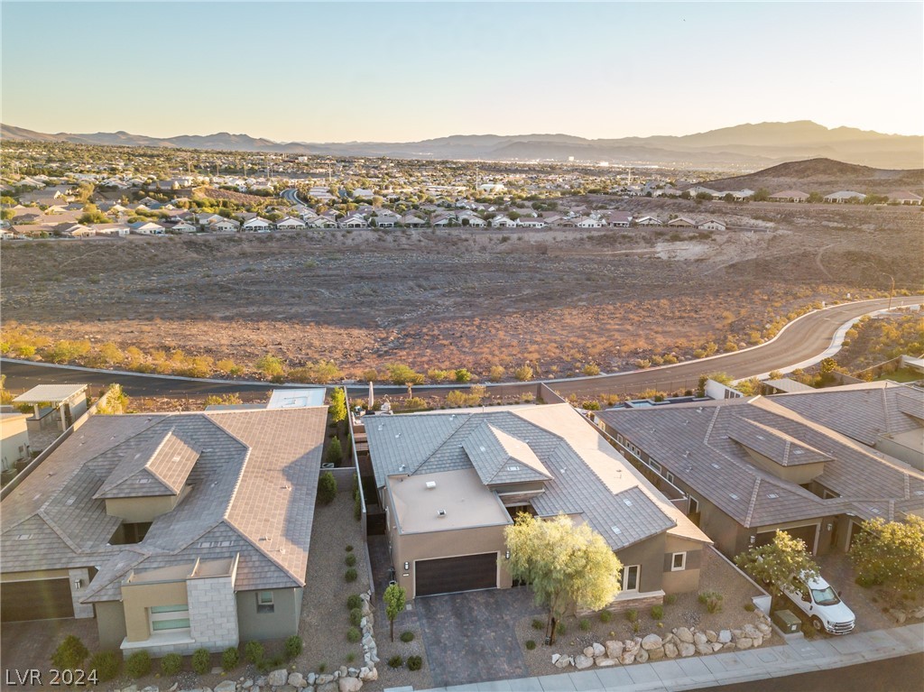 2147 Alto Vista Drive