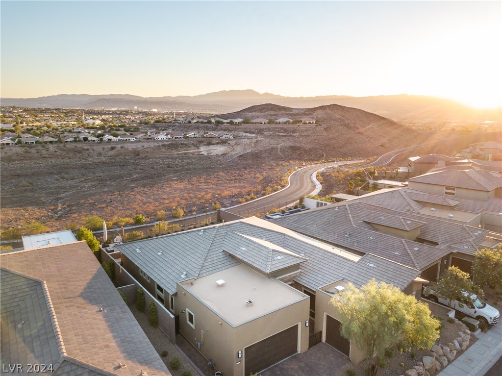 2147 Alto Vista Drive