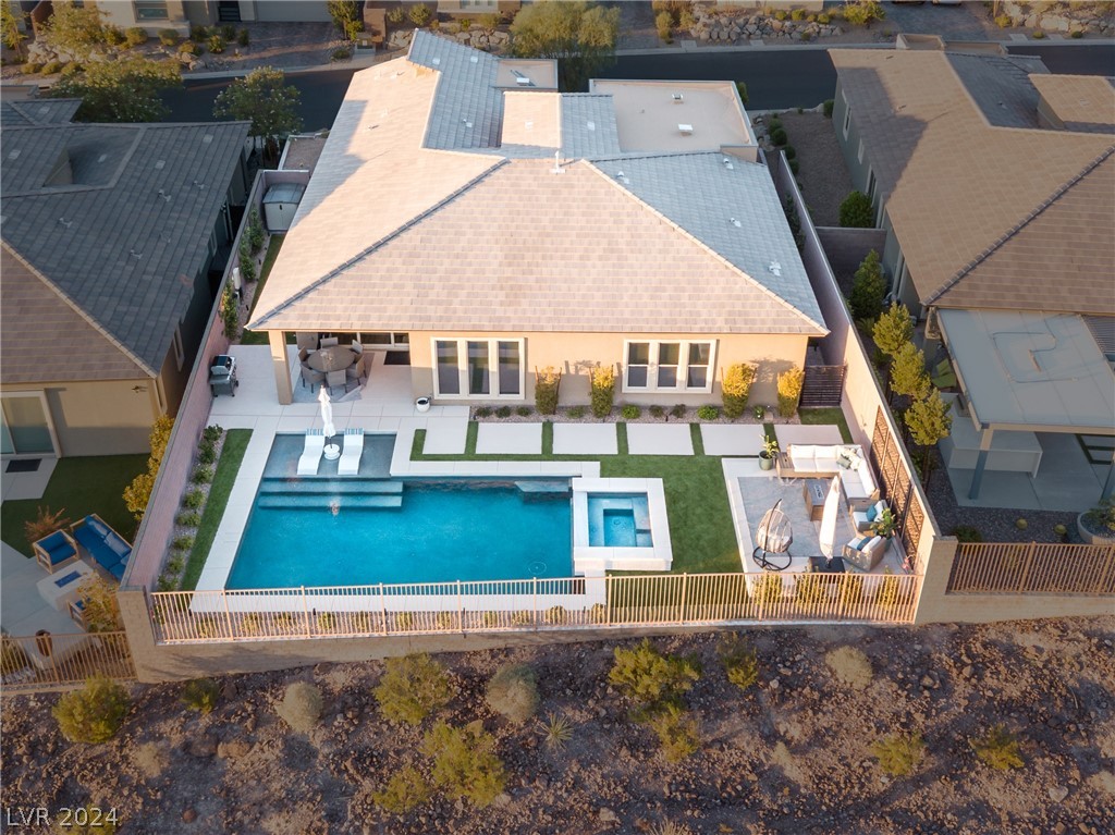 2147 Alto Vista Drive