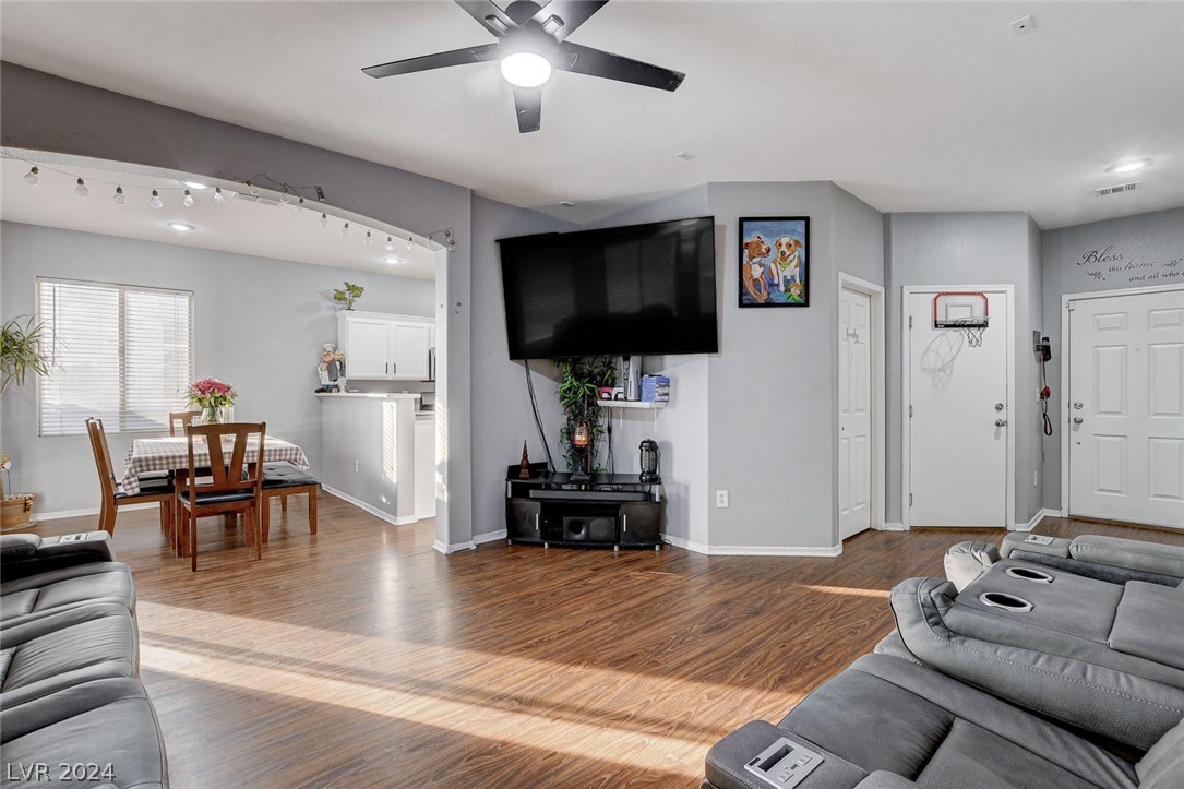 1217 Cove Palisades Drive