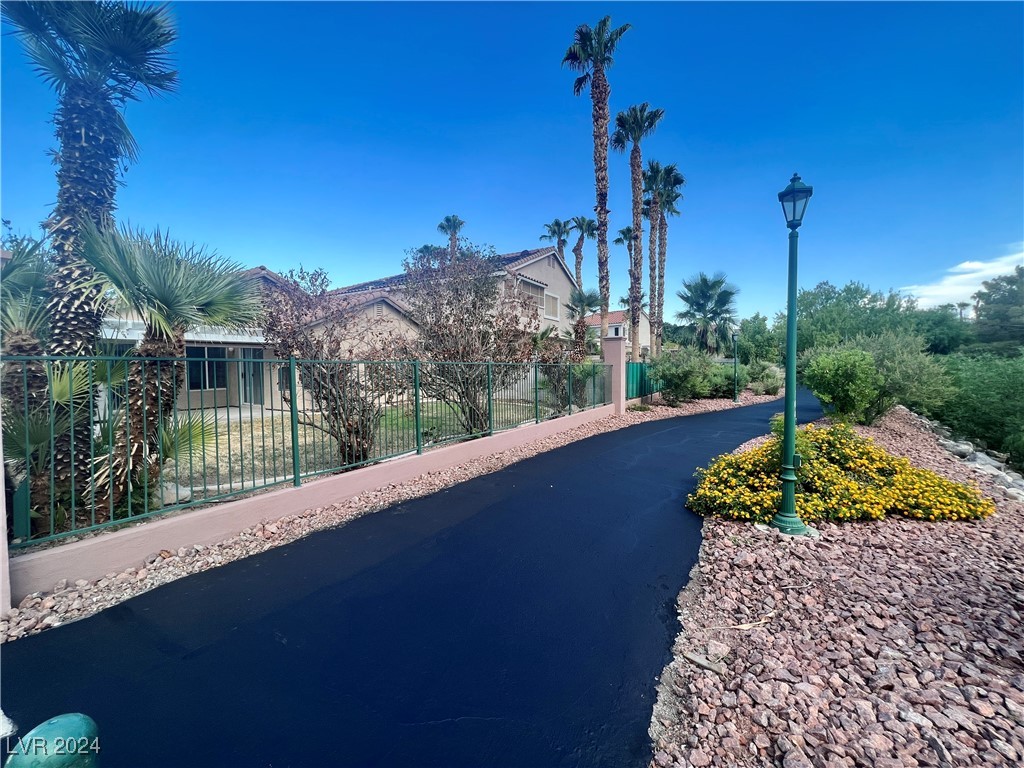3 Tanglewood Drive