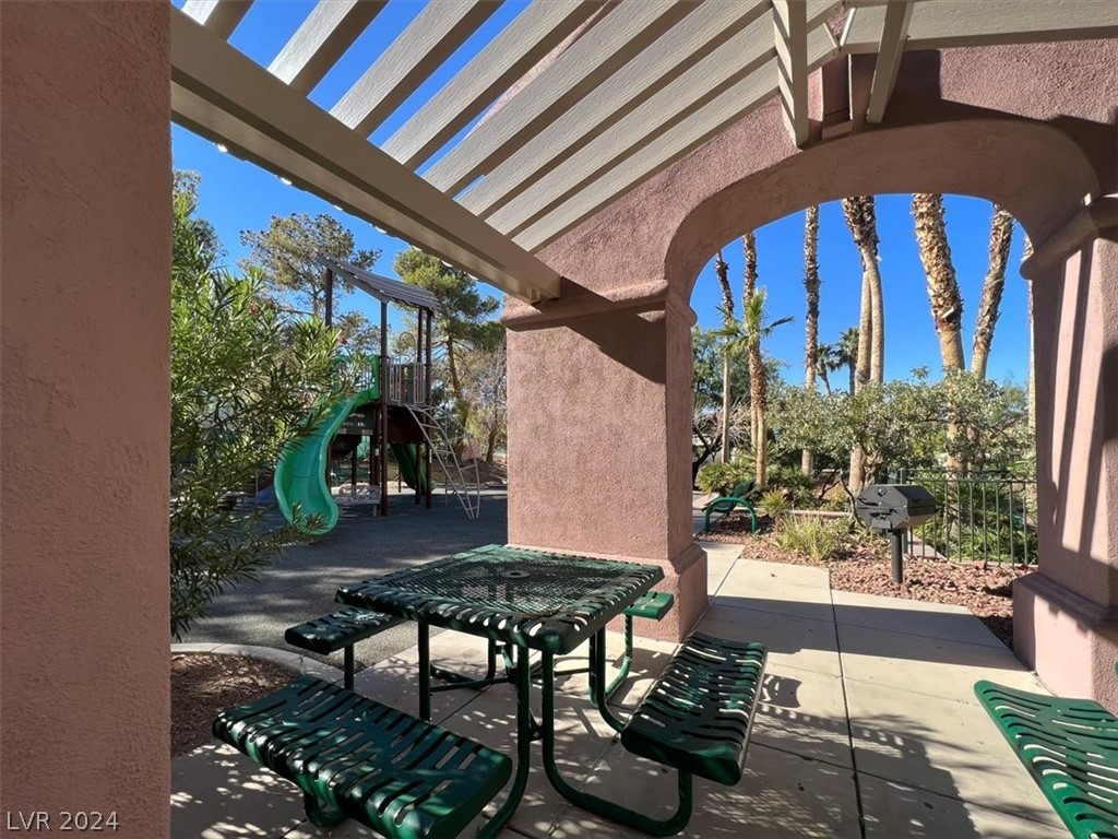3 Tanglewood Drive