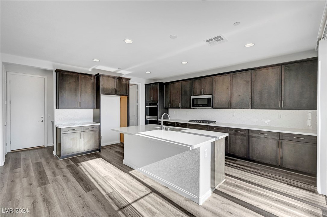 5413 Scandia Lore Court