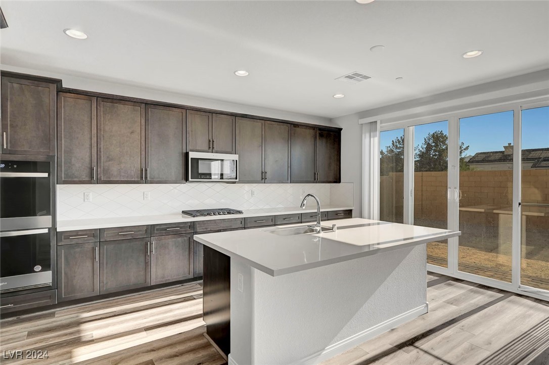 5413 Scandia Lore Court