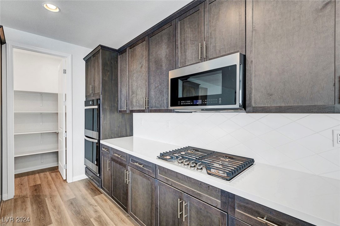 5413 Scandia Lore Court