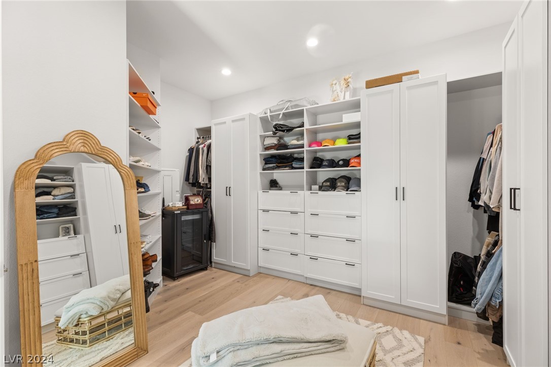 4335 North Dapple Gray Road