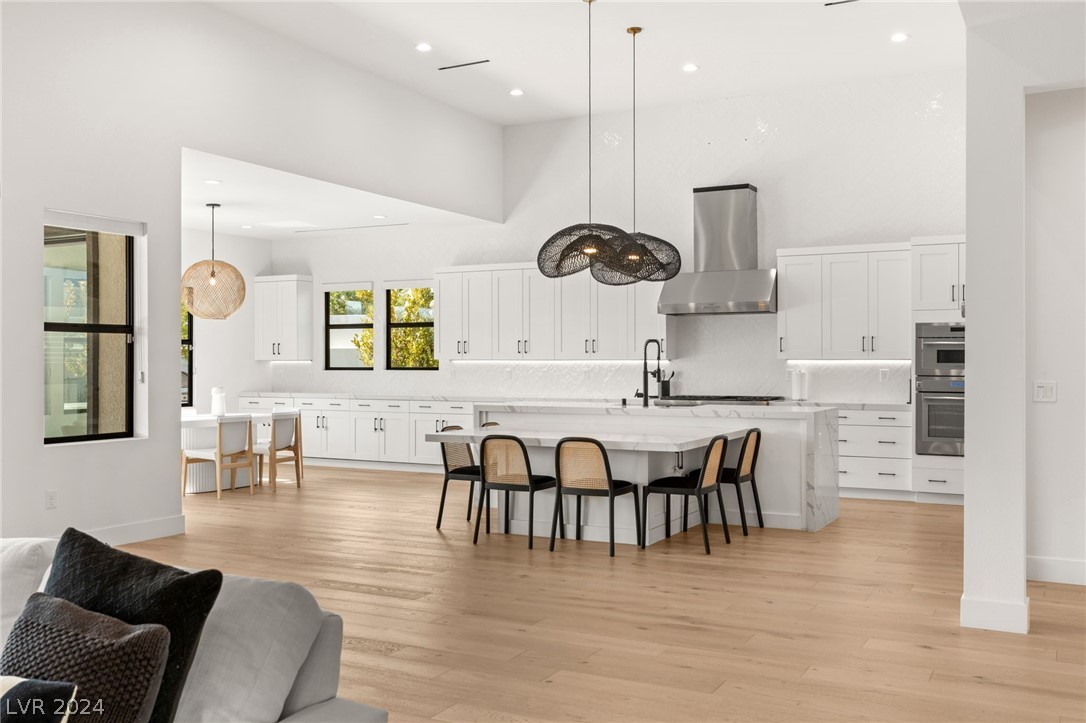 4335 North Dapple Gray Road