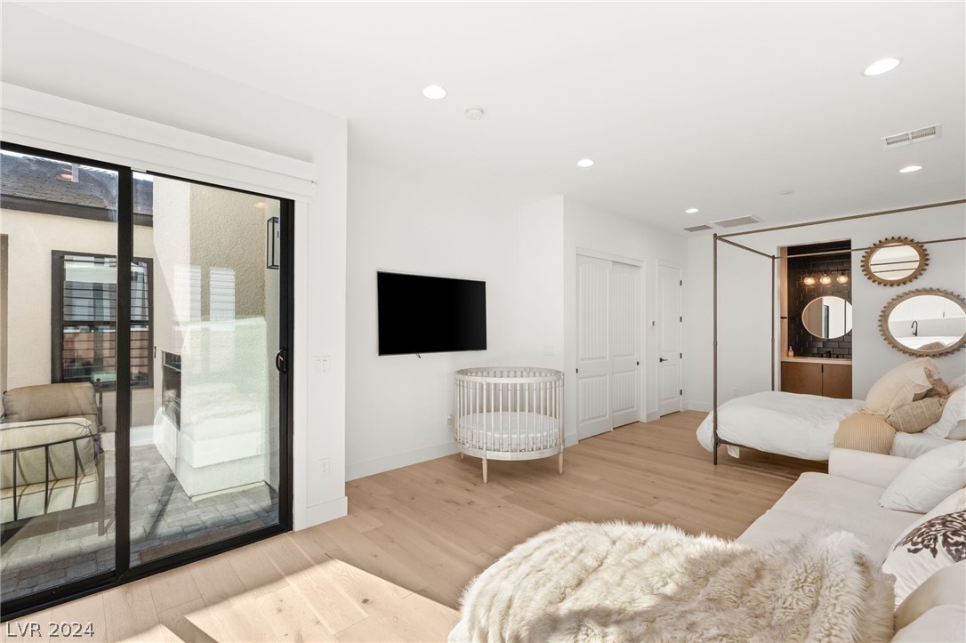 4335 North Dapple Gray Road