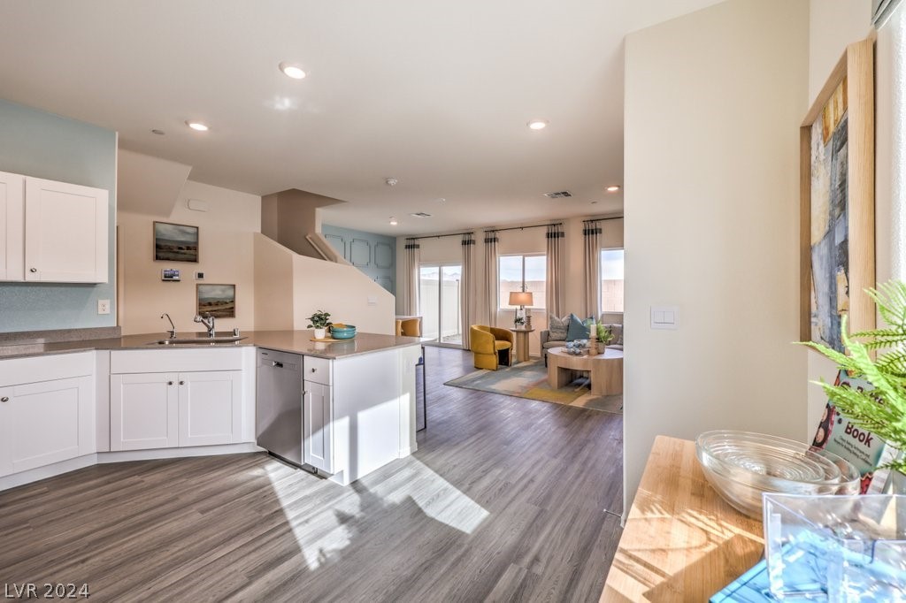 7870 Aurora Sky Street 512