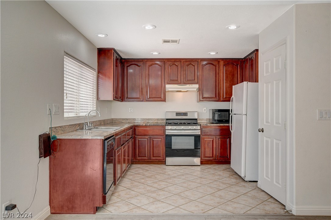 6345 Silver Ribbon Court
