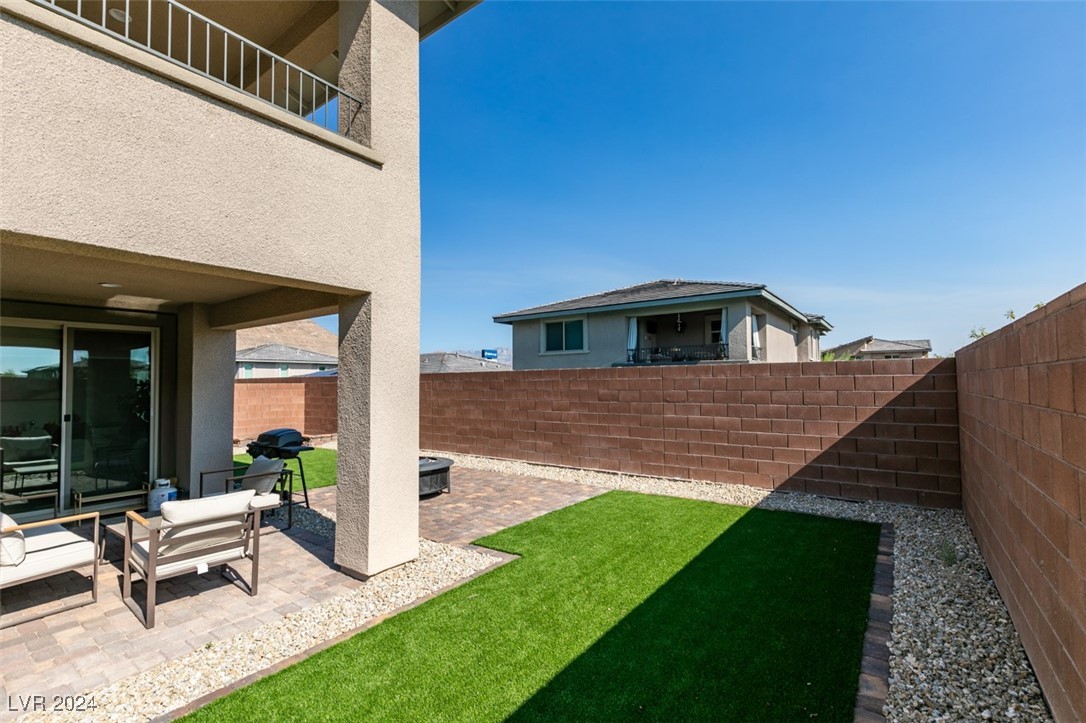 9704 Jade Rise Avenue