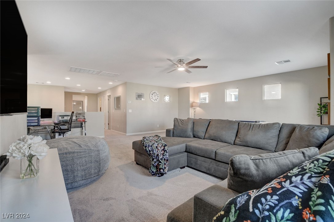 10031 Rams Leap Avenue