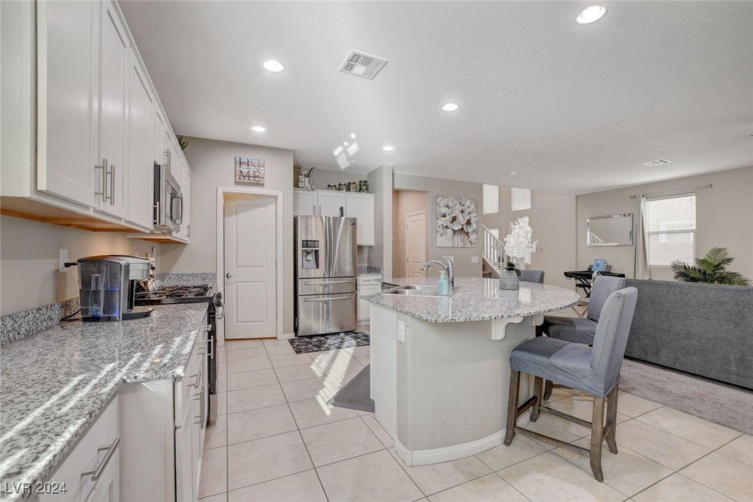 10031 Rams Leap Avenue