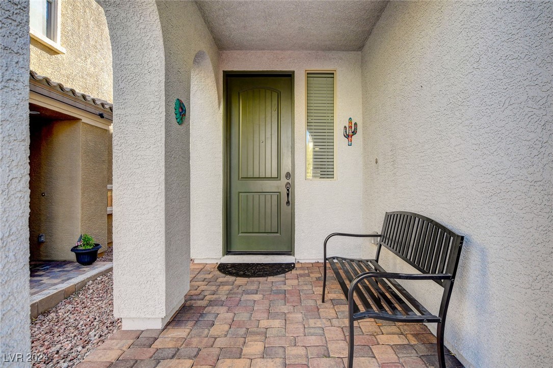 10031 Rams Leap Avenue