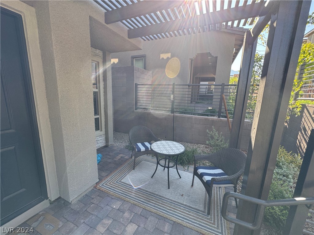 11704 Emerald Lake Avenue