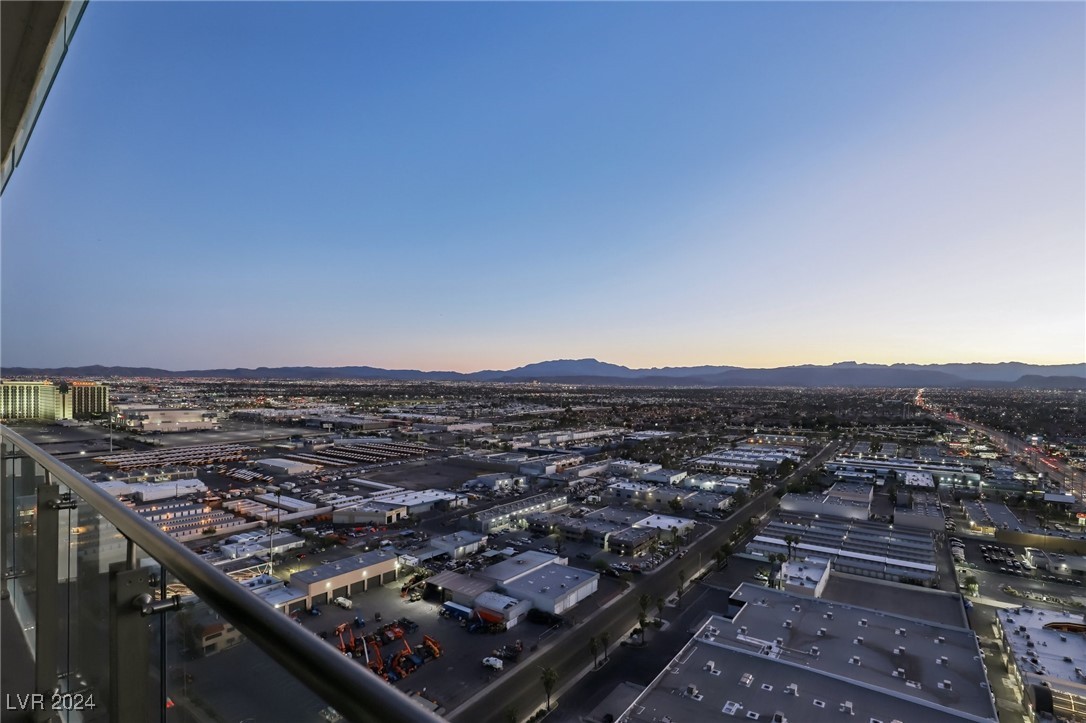 4381 West Flamingo Road 2801