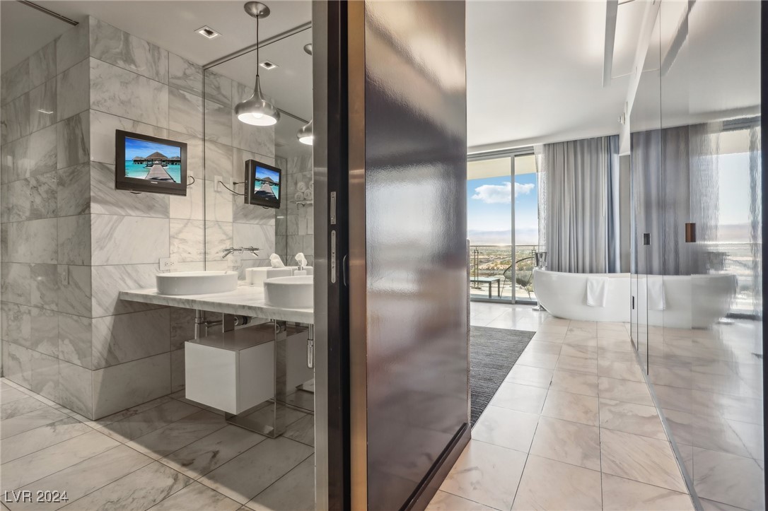 4381 West Flamingo Road 2801