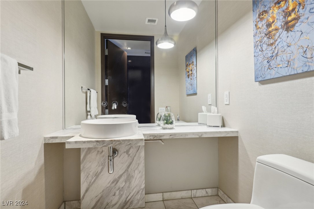 4381 West Flamingo Road 2801