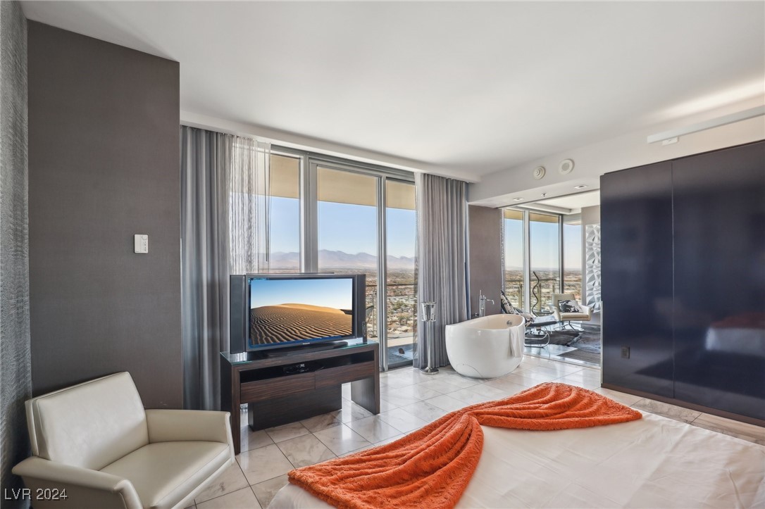 4381 West Flamingo Road 2801