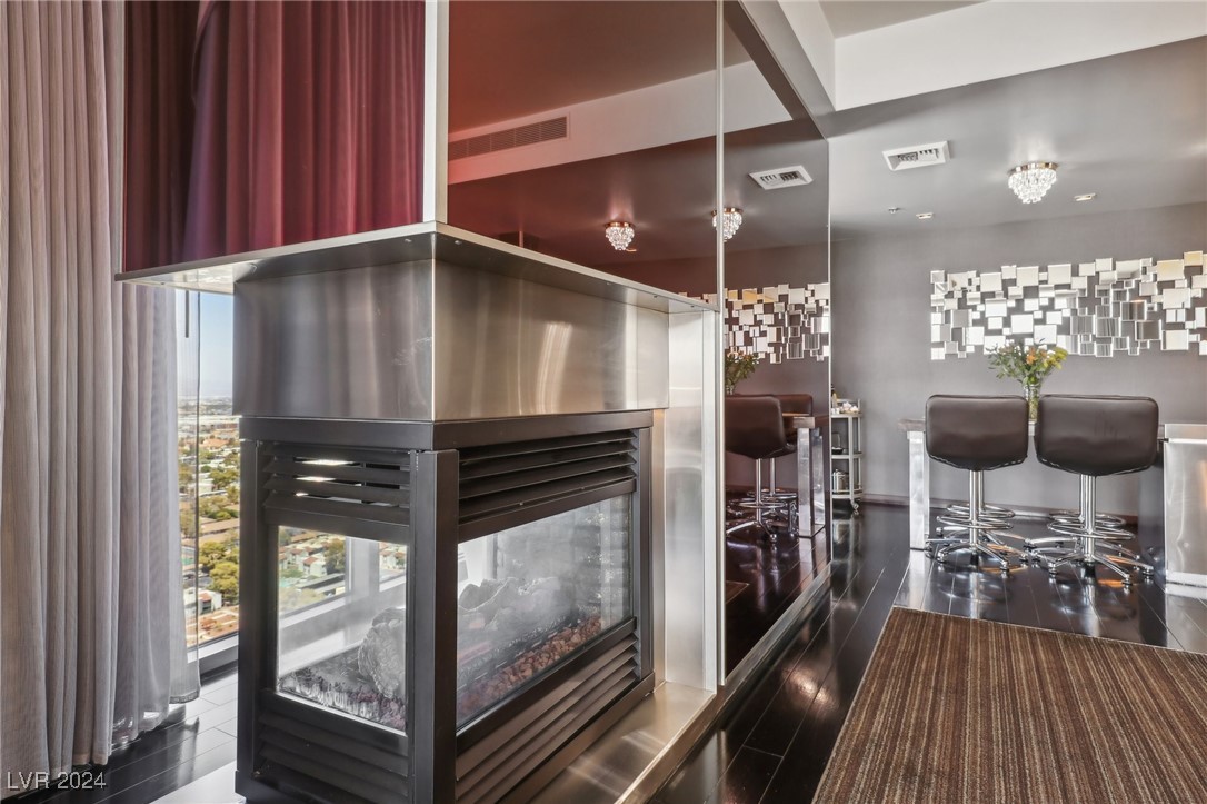 4381 West Flamingo Road 2801