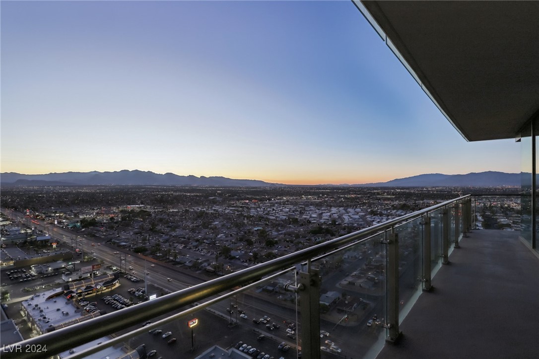 4381 West Flamingo Road 2801